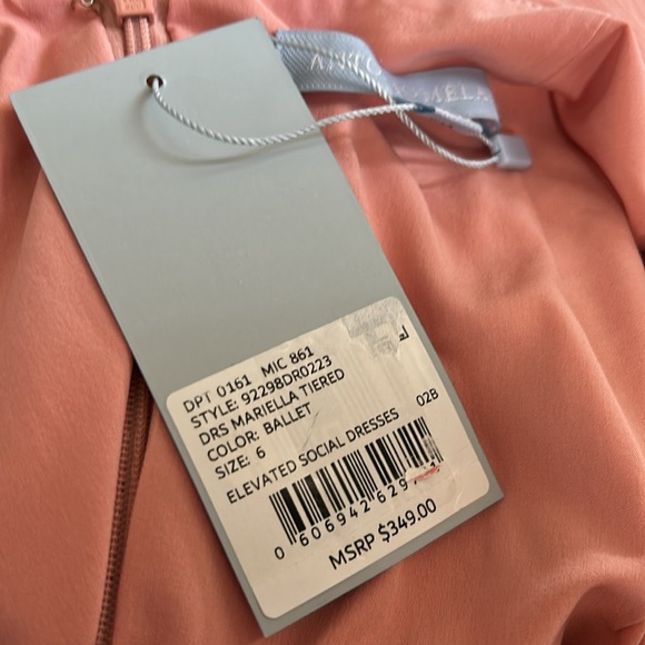 NWT  ANTONIO MELANI
Mariella Crinkled Chiffon
Halter Neck Sleeveless Maxi
Dress - Picture 12 of 12